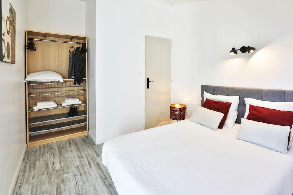 Le Cosy T2 Hypercentre ! Parking Inclus Et La Plage A 2 Min ! Ле-Сабль-д’Олон Экстерьер фото
