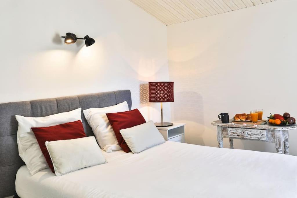 Le Cosy T2 Hypercentre ! Parking Inclus Et La Plage A 2 Min ! Ле-Сабль-д’Олон Экстерьер фото